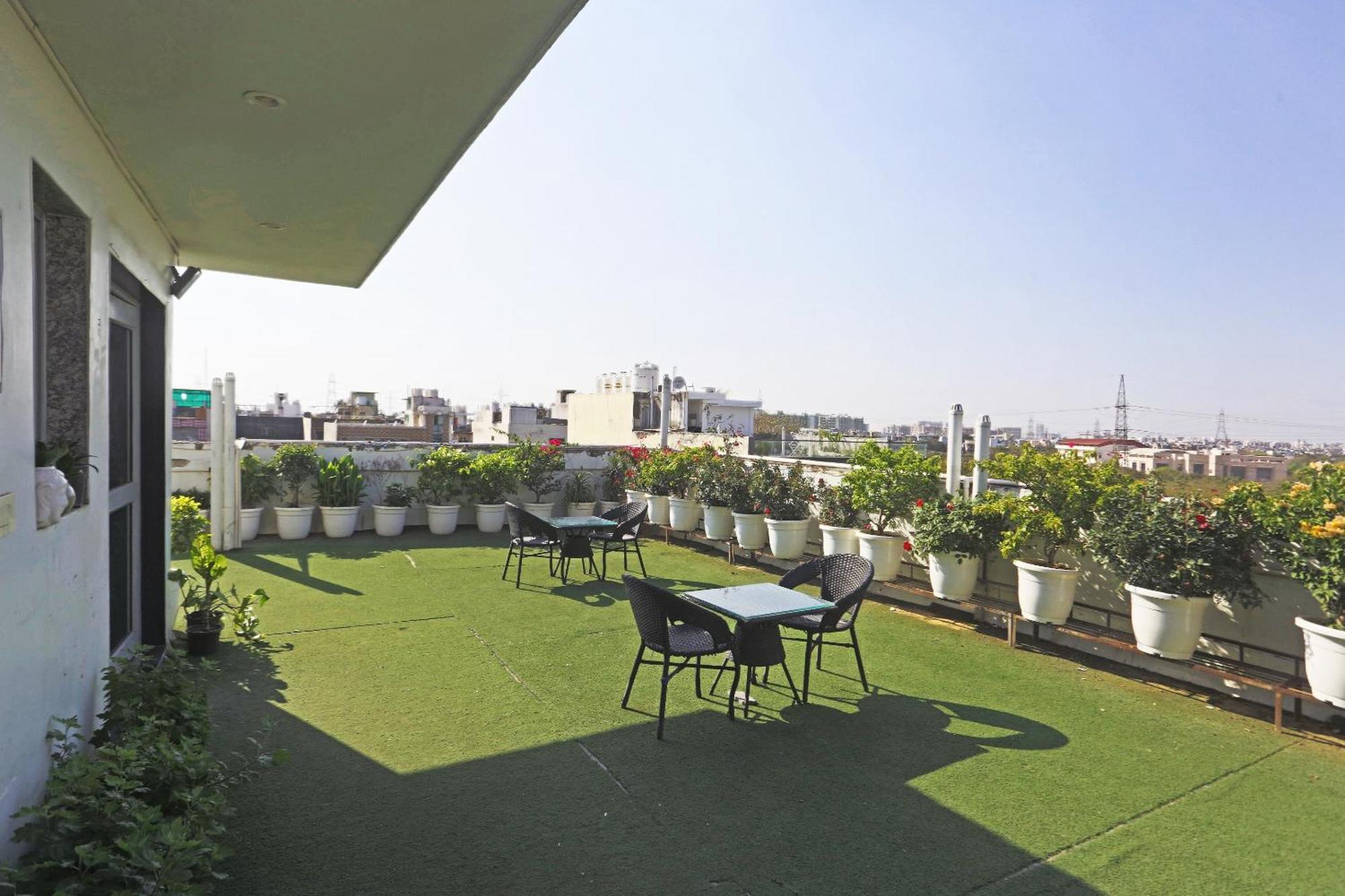 Hotel Aerostar Gold - Opposite Max Healthcare 德里 外观 照片