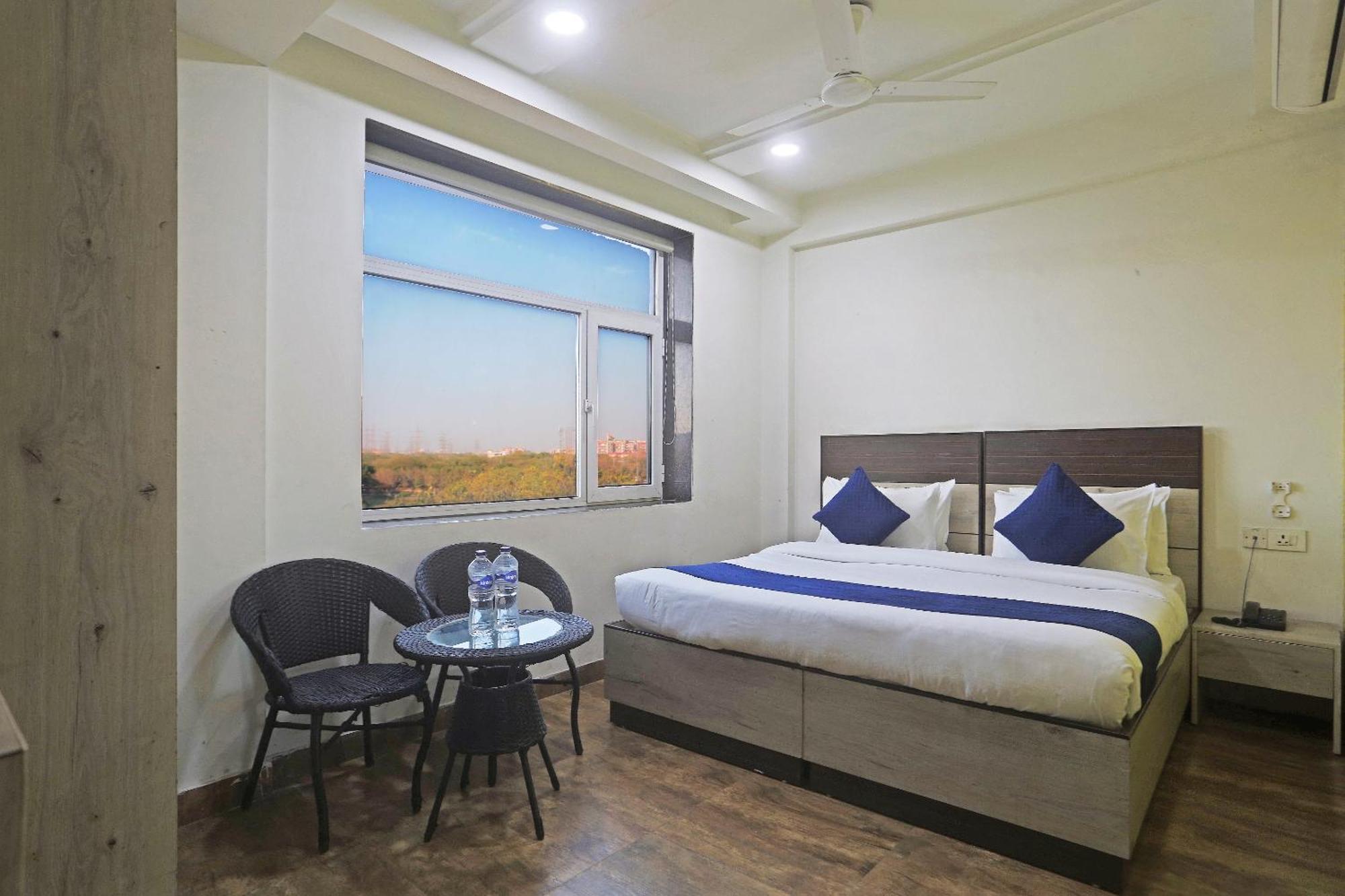 Hotel Aerostar Gold - Opposite Max Healthcare 德里 外观 照片